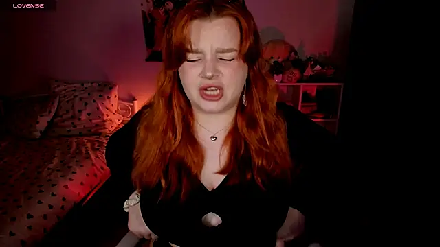 Snapshot of _Lisa_x chatting on October 11, 2025, 2:51 pm  Lisa x online show from October 11, 2025, 2:51 pm
