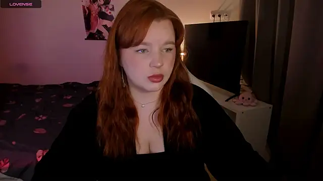 Snapshot of _Lisa_x chatting on December 19, 2024, 8:13 am  Lisa x online show from December 19, 2024, 8:13 am