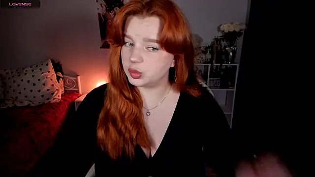 Snapshot of _Lisa_x chatting on November 16, 2025, 5:23 am Lisa x online show from November 16, 2025, 5:23 am