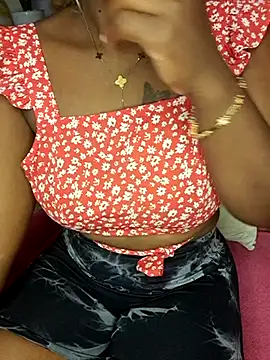 Snapshot of Hotfirespicegiri245 chatting on February 22, 2026, 10:39 am Hotfirespicegiri245 online show from February 22, 2026, 10:39 am