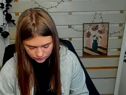 Snapshot of Josephine_Kiss chatting on July 8, 2026, 9:43 am Josephine Kiss online show from July 8, 2026, 9:43 am