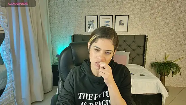 sussy  stone online show from December 8, 2024, 12:41 pm