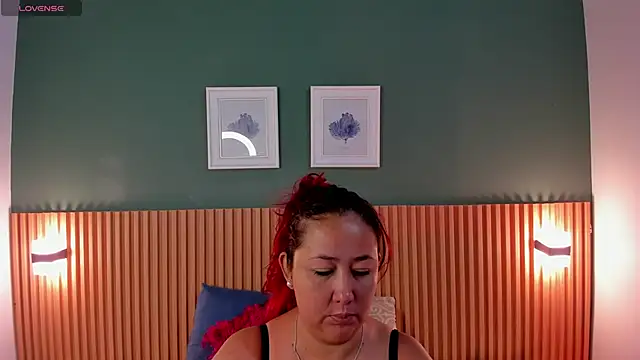 Snapshot of _anavictoria_ chatting on March 7, 2025, 6:00 pm anavictoria online show from March 7, 2025, 6:00 pm