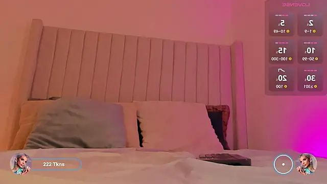 Shelynna azzul online show from December 18, 2025, 8:12 pm