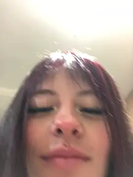 Tifanny Sweett online show from April 18, 2026, 4:26 am