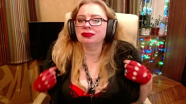 Miss Tress online show from May 29, 2026, 8:04 pm