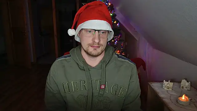 Relsxboy online show from December 19, 2024, 5:08 pm