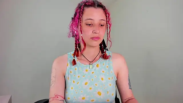 Snapshot of valent_27 chatting on November 11, 2025, 3:01 am valent 27 online show from November 11, 2025, 3:01 am