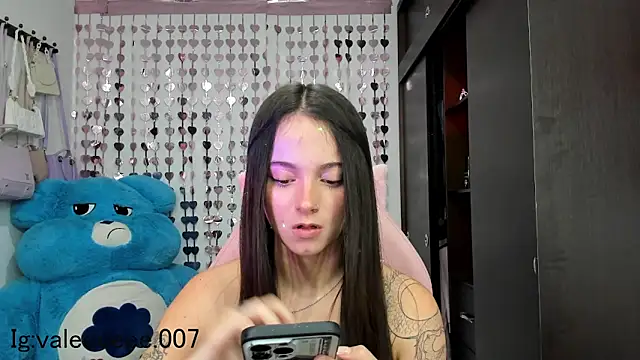 lucyy tay online show from December 5, 2024, 12:14 am