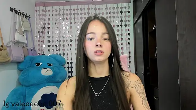 lucyy tay online show from December 7, 2024, 12:14 am