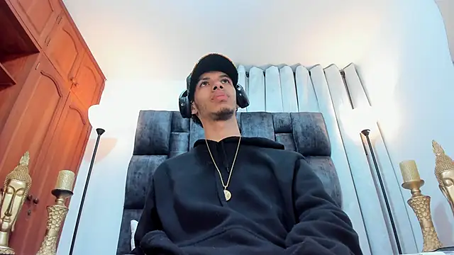 Snapshot of TomyMosterCock chatting on January 14, 2025, 12:00 am TomyMosterCock online show from January 14, 2025, 12:00 am