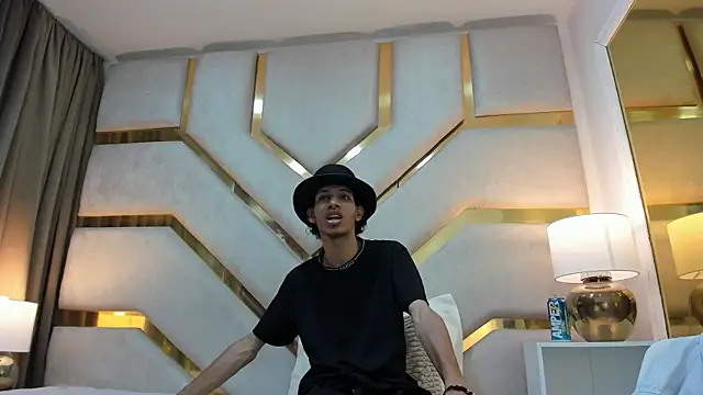 TomyMosterCock online show from April 17, 2026, 2:14 am