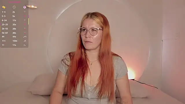 Snapshot of AllisonRoberts_ chatting on November 8, 2025, 11:25 am AllisonRoberts online show from November 8, 2025, 11:25 am