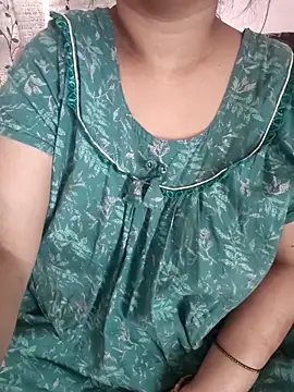 cuteyqueen online show from February 28, 2026, 3:28 am