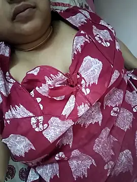 cuteyqueen online show from March 6, 2025, 1:05 am