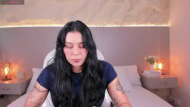 Snapshot of JessyEvans chatting on May 11, 2026, 7:22 pm JessyEvans online show from May 11, 2026, 7:22 pm