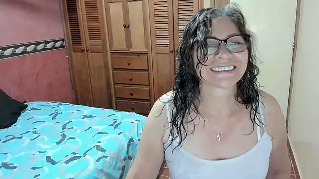 Carlaa-69 online show from February 4, 2025, 9:31 pm