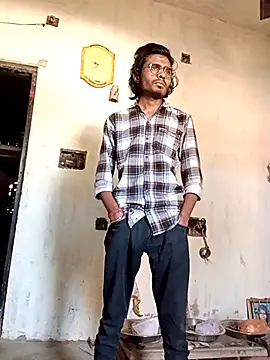 Snapshot of Yasha_14C_Creator chatting on February 11, 2026, 4:01 am Yasha 14C Creator online show from February 11, 2026, 4:01 am