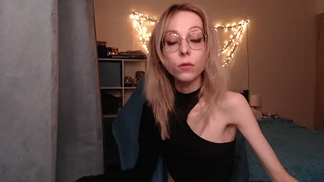 Snapshot of amber_quell_here chatting on February 20, 2025, 3:19 pm amber quell here online show from February 20, 2025, 3:19 pm