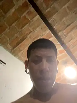 nowex18 online show from November 22, 2025, 1:26 am