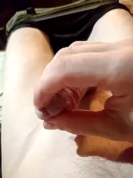 Snapshot of NochnoyGest chatting on October 5, 2025, 7:48 pm NochnoyGest online show from October 5, 2025, 7:48 pm