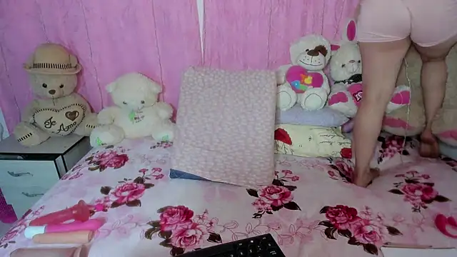 Snapshot of Dana_Jeins chatting on November 25, 2025, 1:11 pm Dana Jeins online show from November 25, 2025, 1:11 pm