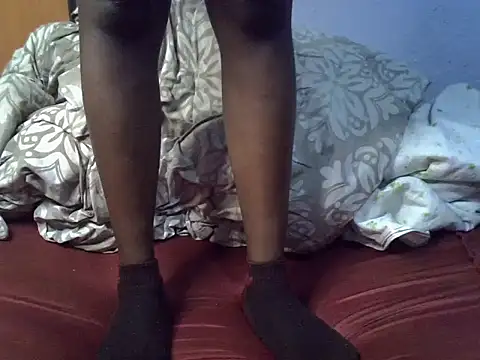 Snapshot of skinnysexynaughty chatting on October 27, 2025, 7:59 pm skinnysexynaughty online show from October 27, 2025, 7:59 pm