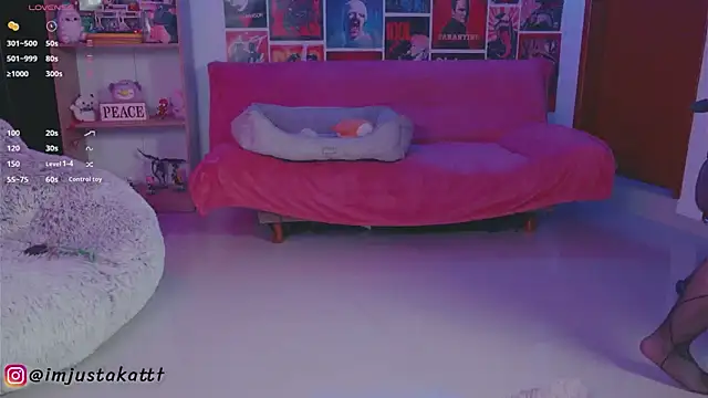 sensualkattt online show from February 21, 2026, 1:07 am