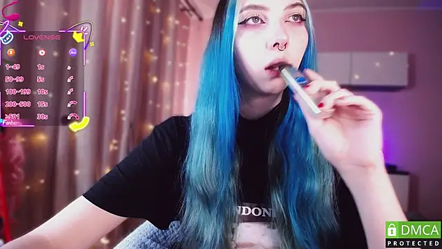 JustMeowGirl online show from October 25, 2025, 4:55 am