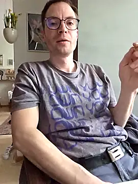 Snapshot of Schnubby1 chatting on February 24, 2025, 3:42 pm Schnubby1 online show from February 24, 2025, 3:42 pm