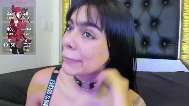 Snapshot of Foxy_Assh_ chatting on December 14, 2025, 2:00 pm Foxy Assh online show from December 14, 2025, 2:00 pm