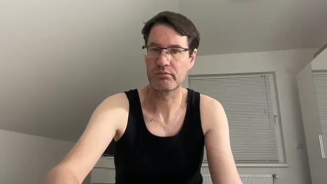 zxzx cam1 online show from April 19, 2026, 5:25 pm