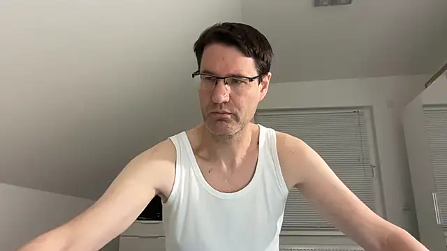 zxzx cam1 online show from March 29, 2026, 3:35 pm