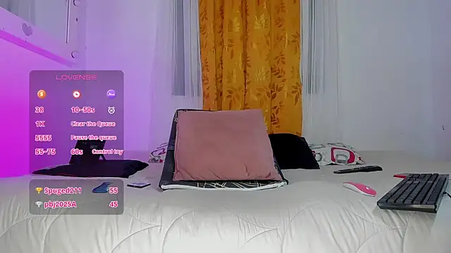 Snapshot of estiben_05 chatting on February 24, 2026, 3:24 pm estiben 05 online show from February 24, 2026, 3:24 pm