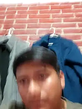 Cris ale1218 online show from November 11, 2025, 5:02 am