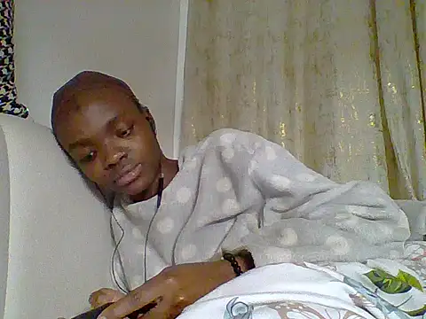 Saintadushe online show from October 12, 2025, 11:17 pm