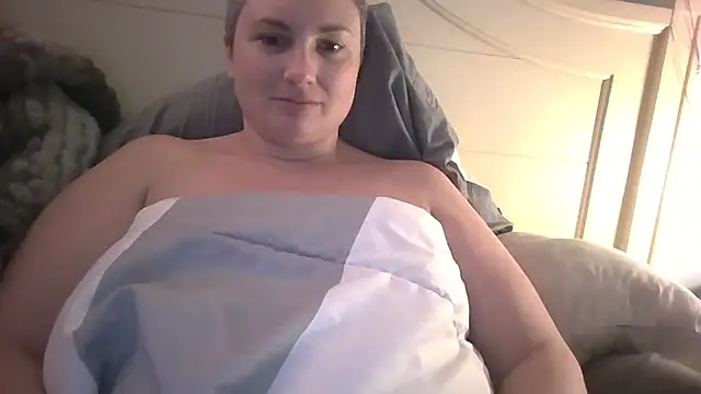 Snapshot of MilfyMrsRobinson chatting on August 1, 2026, 1:47 am MilfyMrsRobinson online show from August 1, 2026, 1:47 am