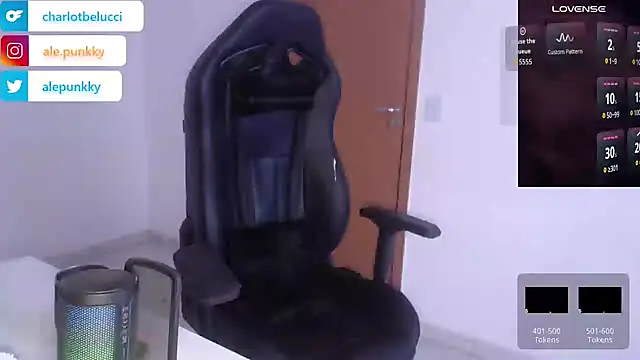 charlotbelucci  online show from October 5, 2025, 9:44 am