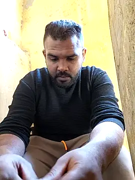 ListedLoin online show from April 5, 2026, 7:26 am