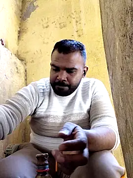 ListedLoin online show from April 4, 2026, 7:04 am