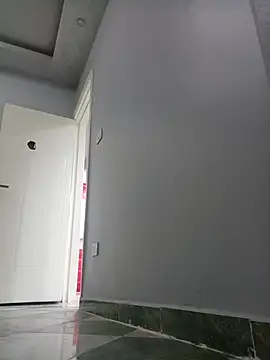 Snapshot of ListedLoin chatting on February 19, 2025, 3:05 pm ListedLoin online show from February 19, 2025, 3:05 pm