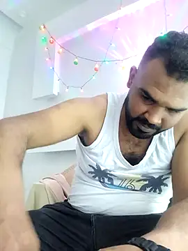 Snapshot of ListedLoin chatting on March 17, 2025, 6:42 pm ListedLoin online show from March 17, 2025, 6:42 pm