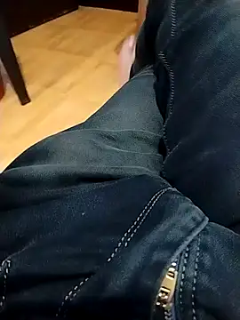 myhot1551 online show from October 9, 2025, 1:22 pm