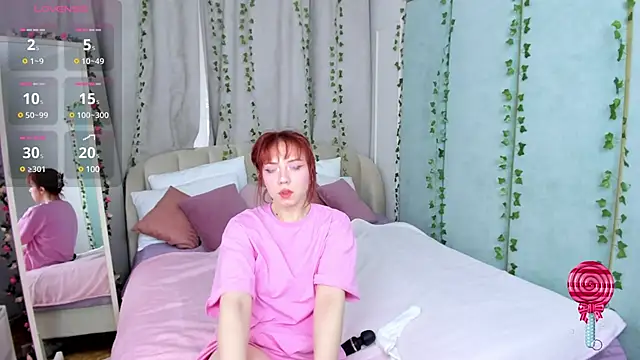 Love is Lola online show from March 20, 2025, 1:13 am