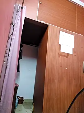 Snapshot of Loveboycurvy chatting on December 15, 2024, 9:35 am Loveboycurvy online show from December 15, 2024, 9:35 am