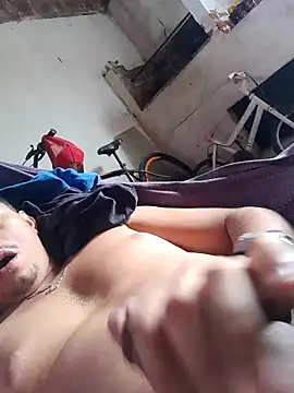 luissilva0071 online show from March 19, 2025, 11:28 am