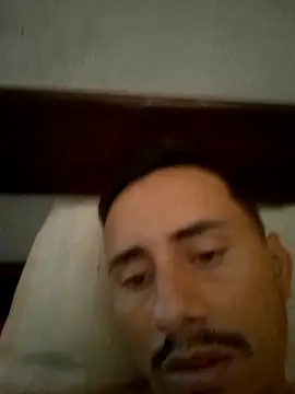 Snapshot of luissilva0071 chatting on May 6, 2026, 10:52 am luissilva0071 online show from May 6, 2026, 10:52 am