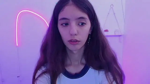 Snapshot of Aishell_ chatting on November 19, 2025, 12:38 pm Aishell online show from November 19, 2025, 12:38 pm