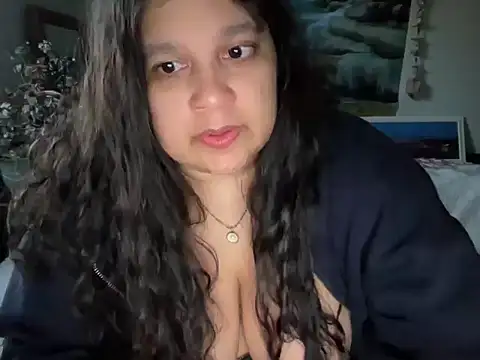 MelanieFawker online show from November 1, 2025, 12:39 am