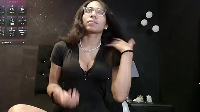 Snapshot of EmilyGomezLS chatting on March 22, 2025, 11:42 am EmilyGomezLS online show from March 22, 2025, 11:42 am